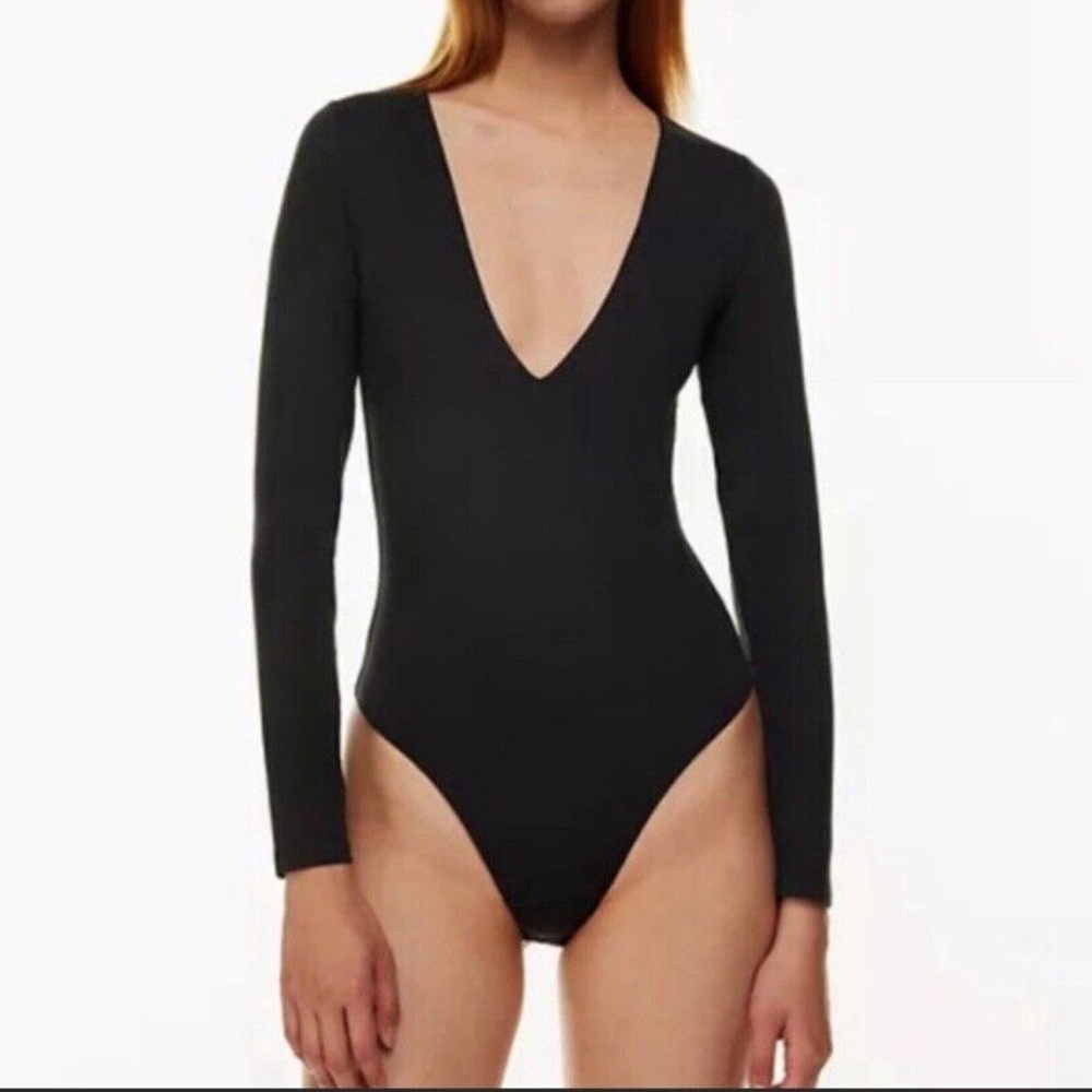NWT BABATON Contour Black Noir V-Neck Longsleeve Bodysuit